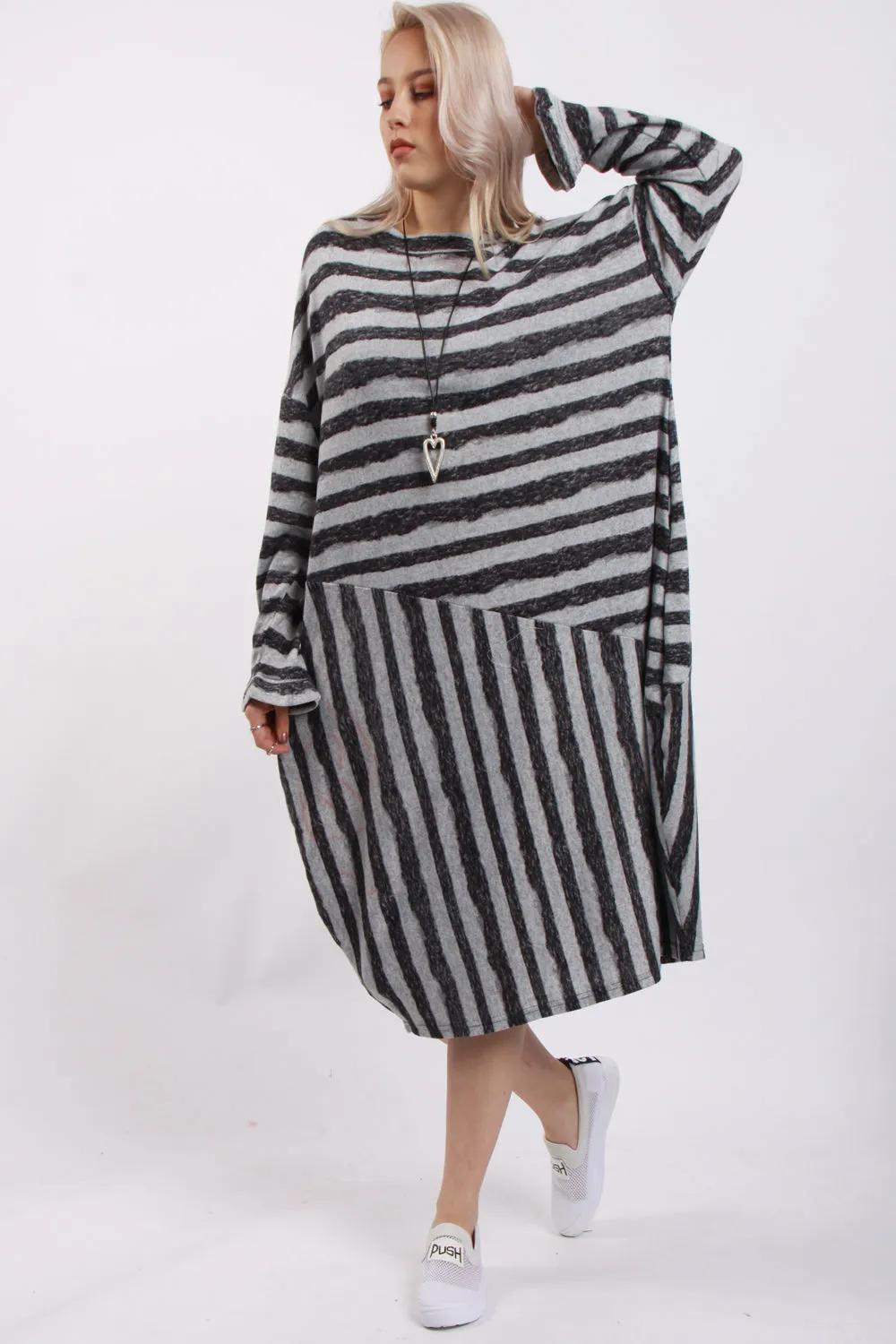 Oversized Stripe lines Style Classic Dress